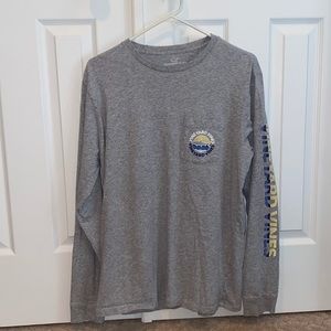 Vineyard Vines gray long sleeve tee shirt